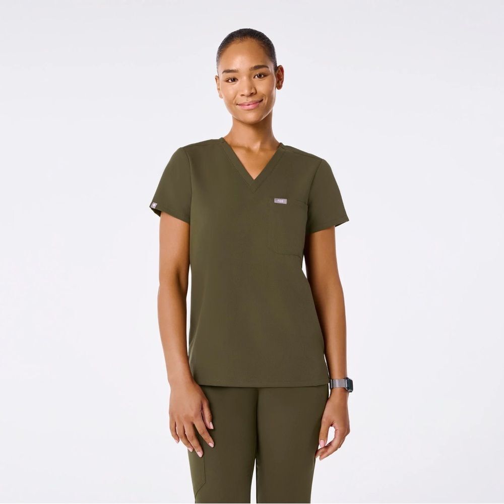 NWT Figs Catarina One-Pocket Scrub Top Spruce